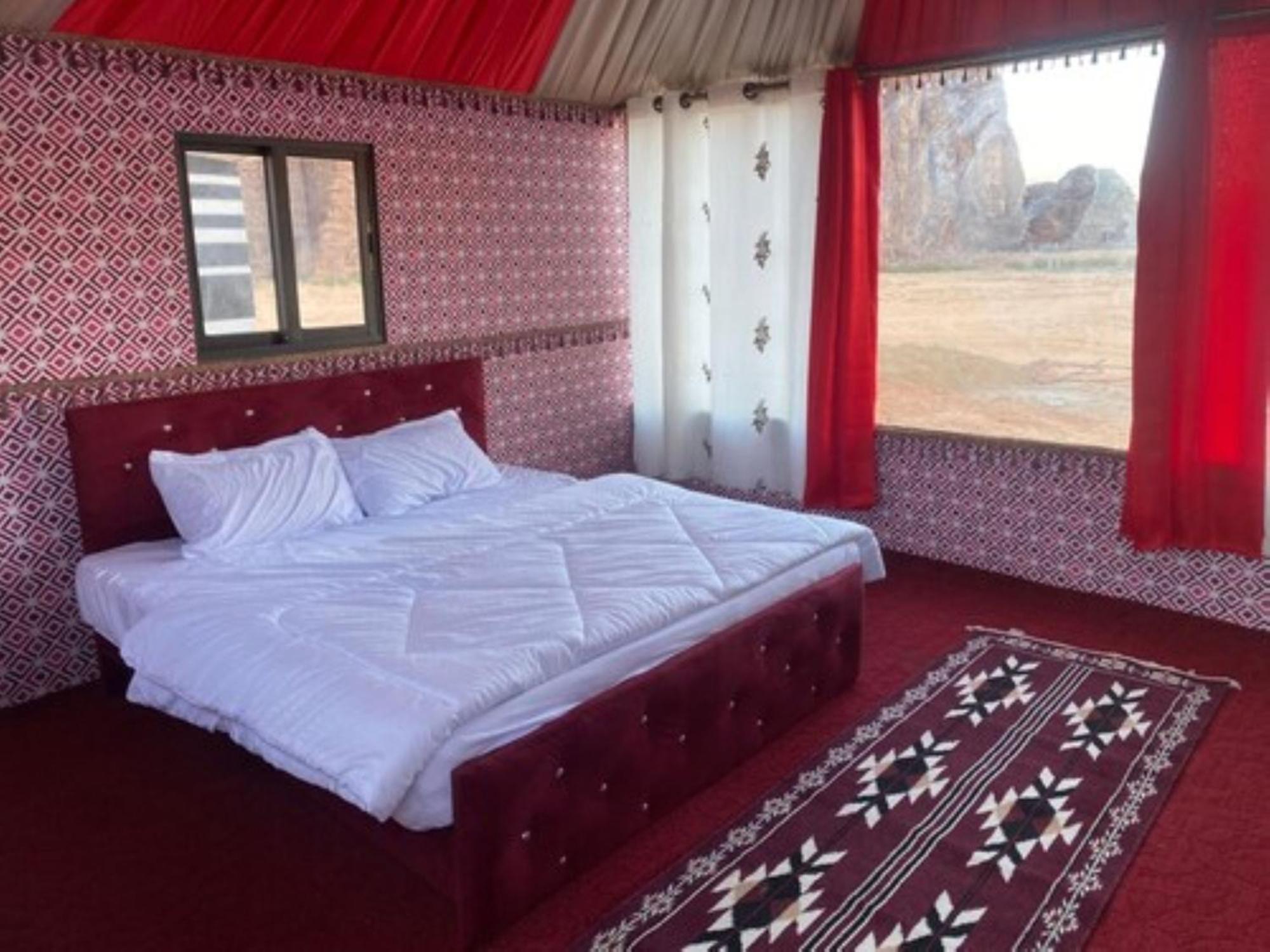 Calm Camp Bed & Breakfast Вади Рум Екстериор снимка